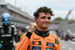 Lando Norris triunfa en lluvioso GP de Australia