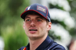 Verstappen y Lawson: Nueva Alianza en Melbourne